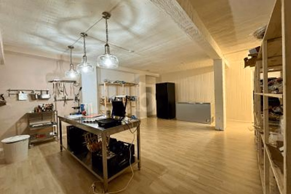 MODÈLE DE SUCCÈS AVEC CLIENTÈLE FIDÈLE, 8153 Rümlang, Zurich, CH