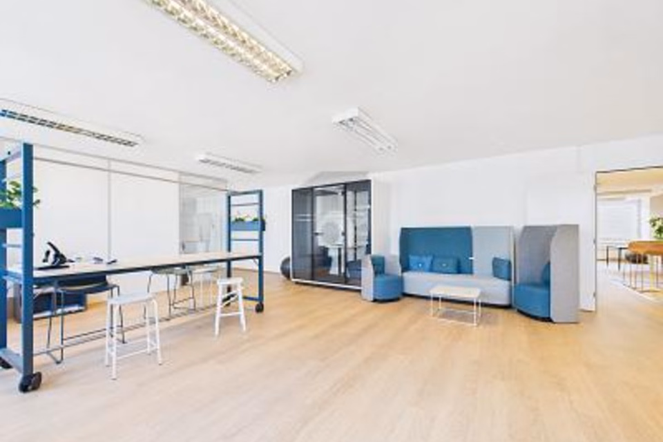 DYNAMIQUE, MODERNE & BIEN SITUÉE, 1202 Genève, Geneva, CH