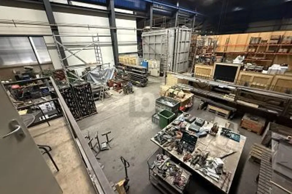 AMPIO, PRATICO E PRONTO ALL'USO, 5316 Felsenau AG, Aargau, CH