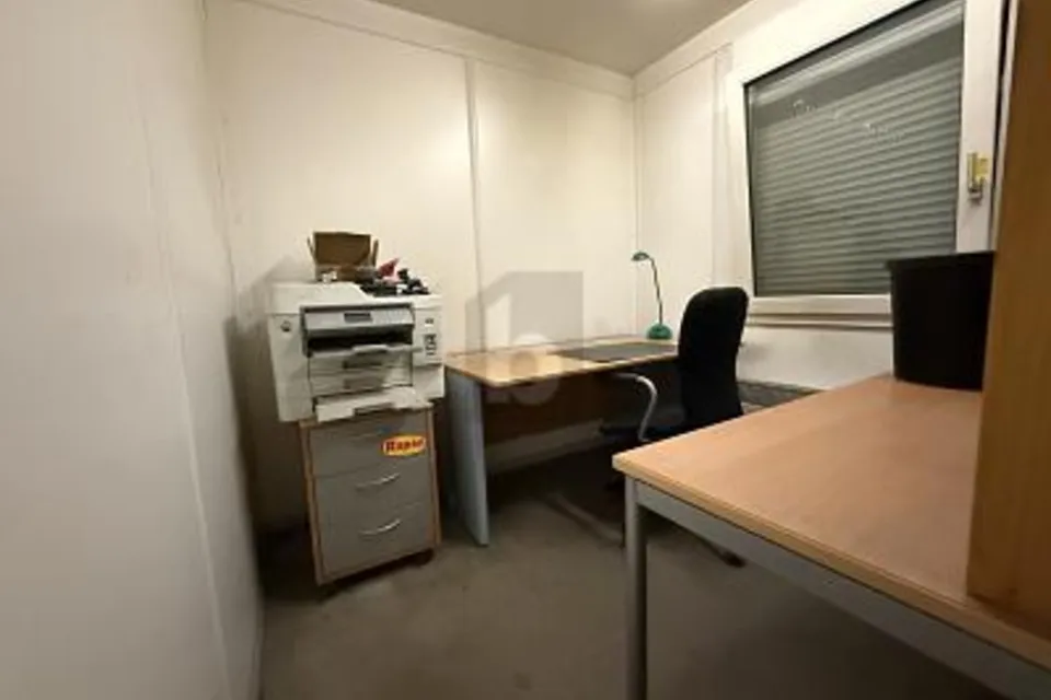 AMPIO, PRATICO E PRONTO ALL'USO, 5316 Felsenau AG, Aargau, CH
