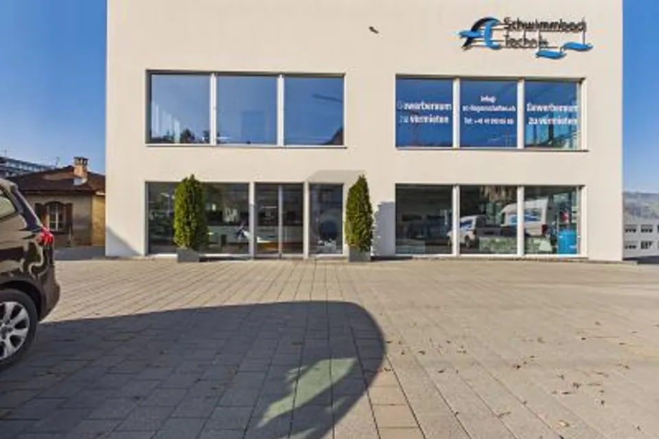 Representative retail unit in a central location, 6280 Hochdorf, Lucerne, CH