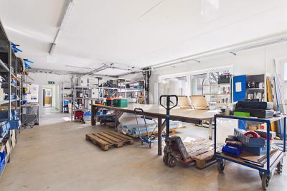MODERNE WERKSTATT FÜR FLEXIBLE NUTZUNG, 6280 Hochdorf, Lucerne, CH