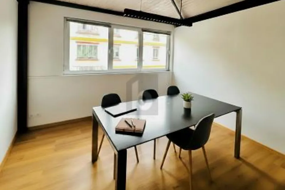 ESPACE DE TRAVAIL MODERNE ET INSPIRANT, 1227 Carouge GE, Geneva, CH