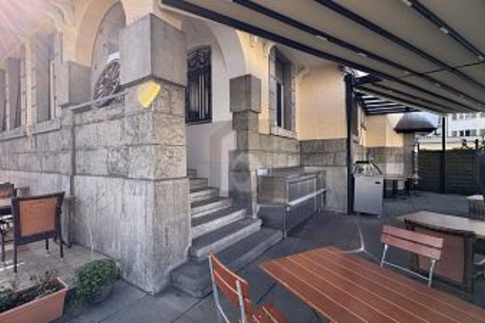 RESTAURANT CHERCHE DE NOUVEAUX EXPLOITANTS, 8048 Zürich, Zurich, CH