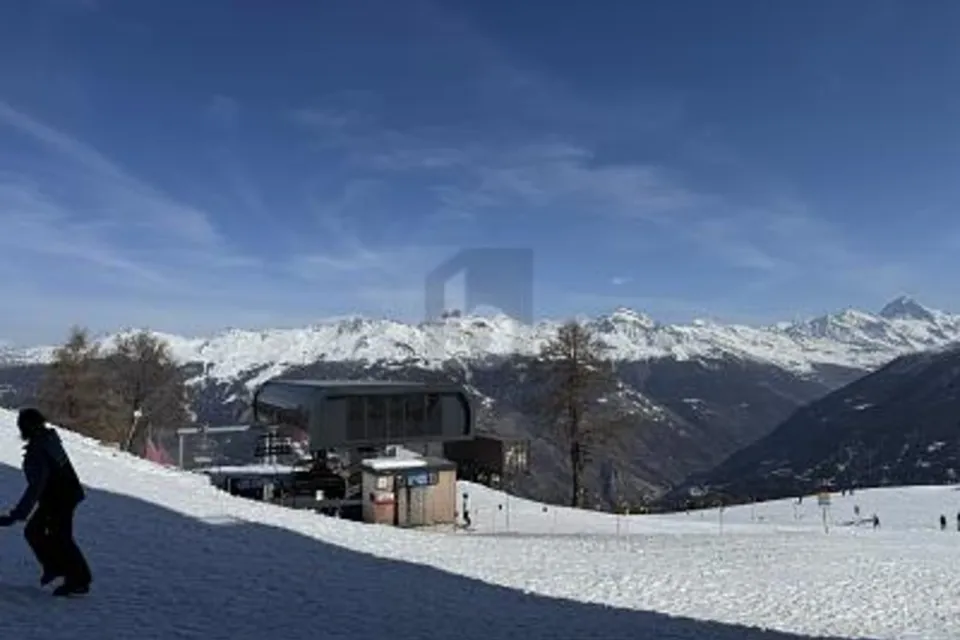 POTENTIEL AU COEUR DE LA STATION, 1988 Thyon, Valais/Wallis, CH