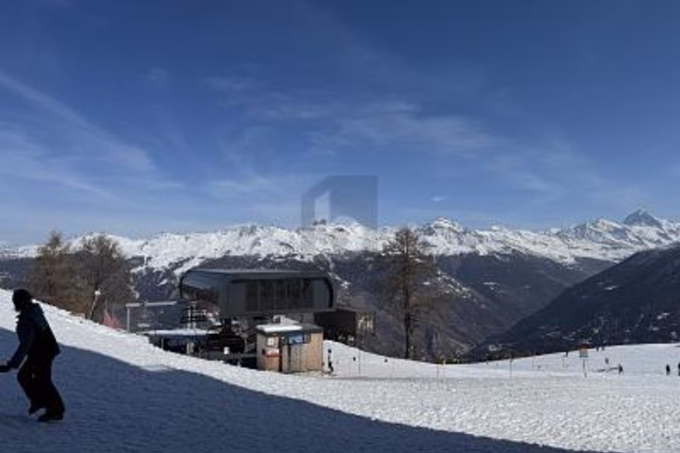 POTENTIEL AU COEUR DE LA STATION, 1988 Thyon, Valais/Wallis, CH