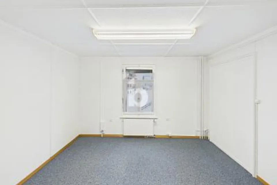 SURFACE DE TRAVAIL EN EMPLACEMENT CENTRAL, 9050 Appenzell, Appenzell Innerrhoden, CH