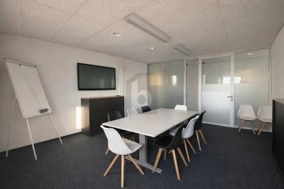 PRATICO, TRANQUILLO E BEN POSIZIONATO, 1007 Lausanne, Vaud, CH