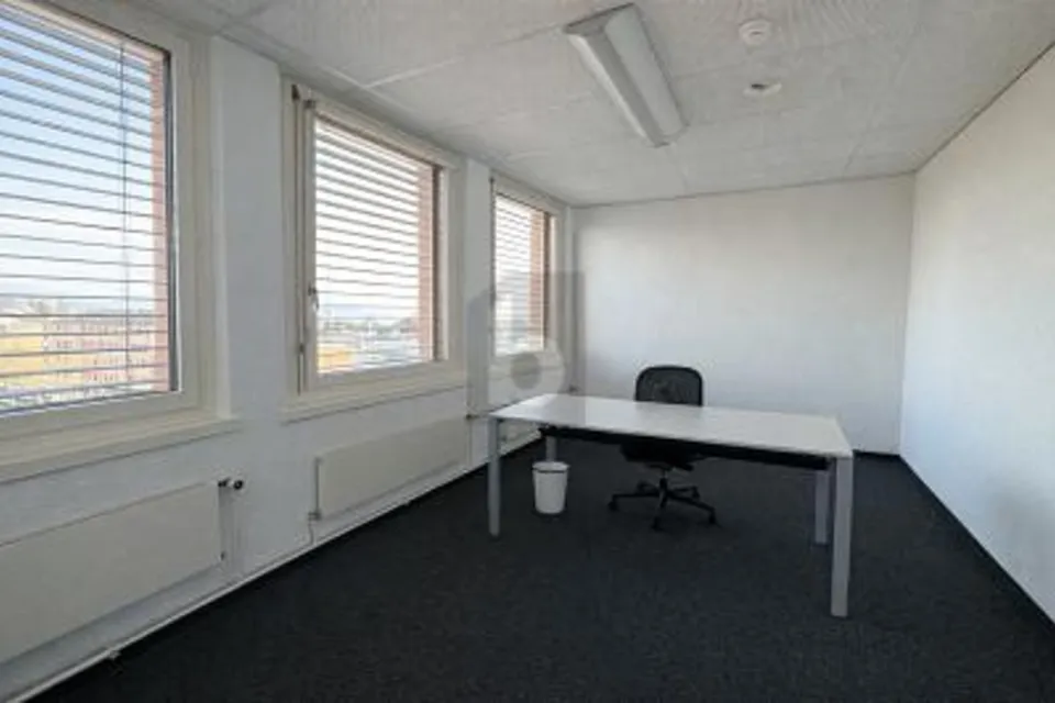 PRATICO, TRANQUILLO E BEN POSIZIONATO, 1007 Lausanne, Vaud, CH