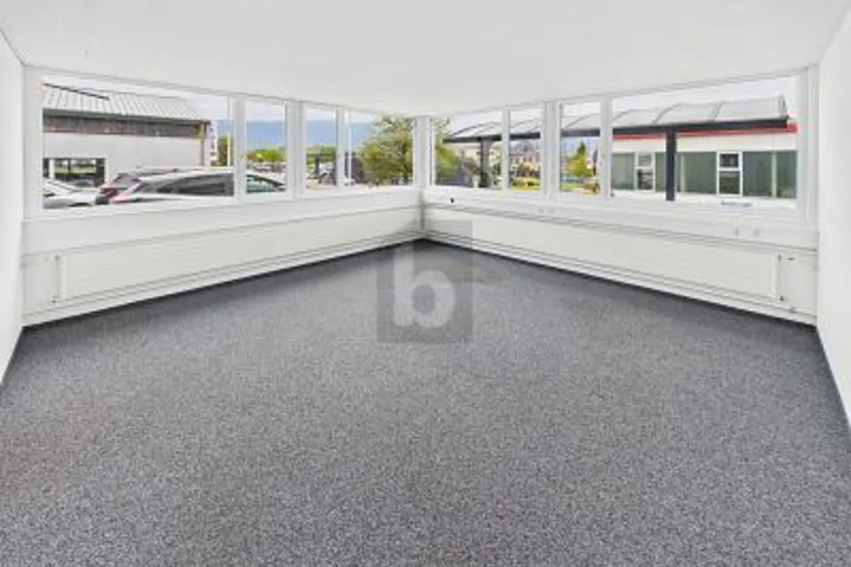 SPACIEUX ET BIEN DESSERVI, 4562 Biberist, Solothurn, CH
