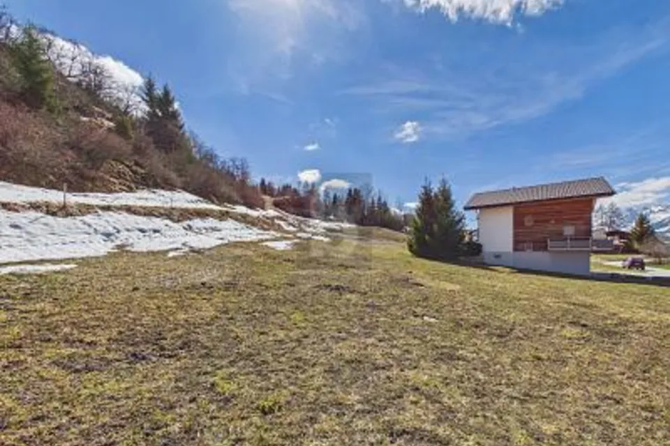 TERRENO DA SOGNO CON SKI-IN/SKI-OUT, 7134 Obersaxen, Grisons, CH