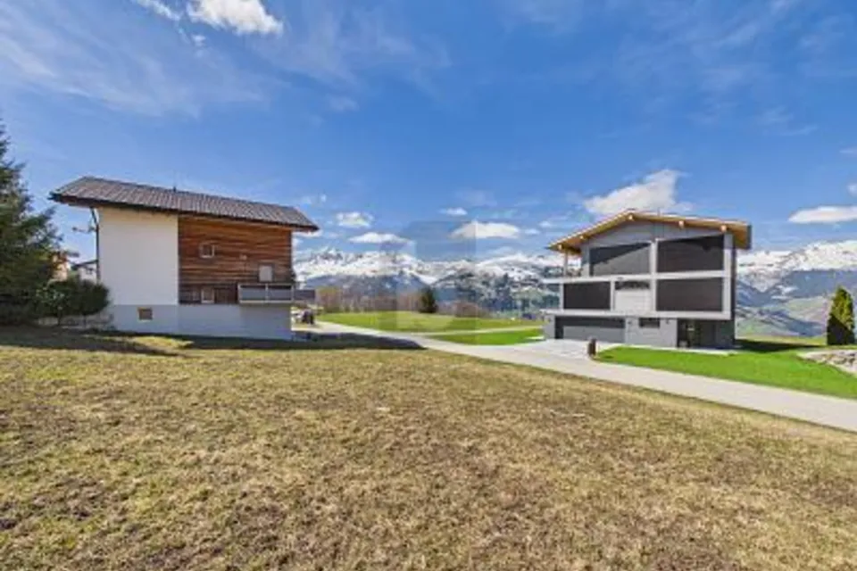 TERRENO DA SOGNO CON SKI-IN/SKI-OUT, 7134 Obersaxen, Grisons, CH