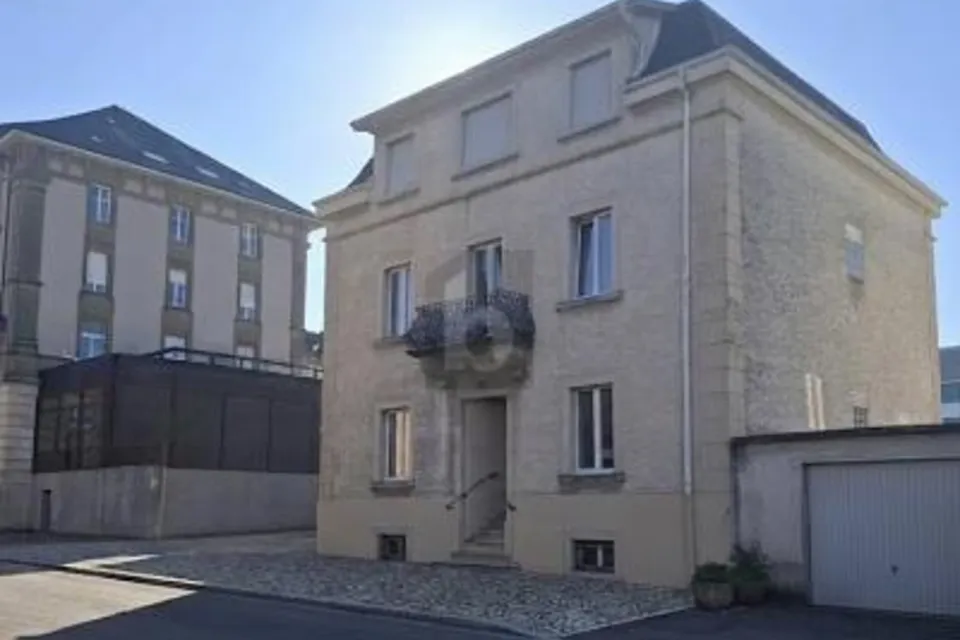 LUMINEUX, SPACIEUX, BIEN PLACÉ, 2900 Porrentruy, Jura, CH