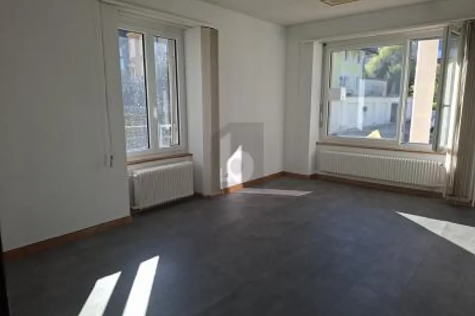 LUMINEUX, SPACIEUX, BIEN PLACÉ, 2900 Porrentruy, Jura, CH