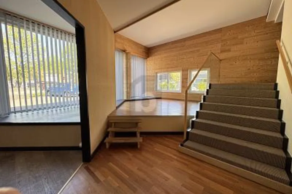 VISIBLE, MODERN & IDEALLY ACCESSIBLE, 1880 Bex, Vaud, CH