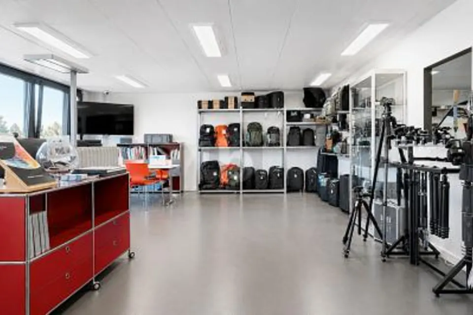 VERSATILE, PRACTICAL & FLEXIBLE, 1027 Lonay, Vaud, CH