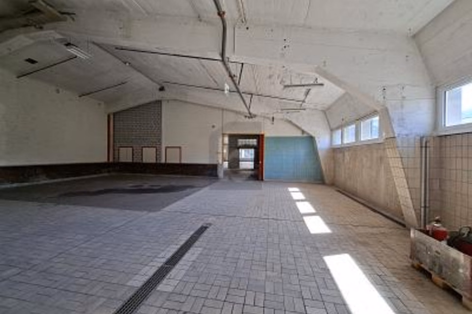 SURFACE COMMERCIALE MULTIFONCTIONNELLE, 6362 Stansstad, Nidwalden, CH