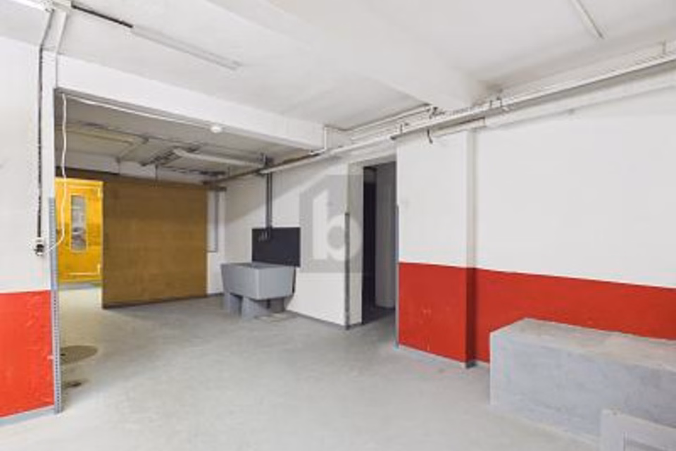 AMPI SPAZI – MOLTEPLICI UTILIZZI!, 4562 Biberist, Solothurn, CH