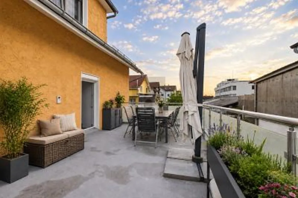 STILVOLL MIT VIELSEITIGEM POTENZIAL, 9430 St. Margrethen SG, St. Gallen, CH