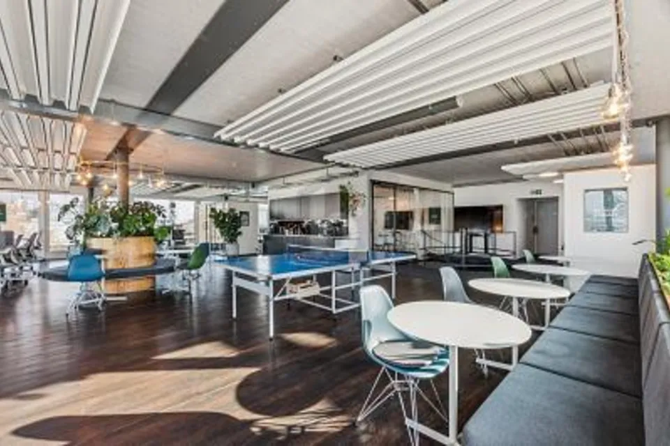 SMART-OFFICE NEL VIVACE QUARTIERE 5, 8005 Zürich, Zurich, CH