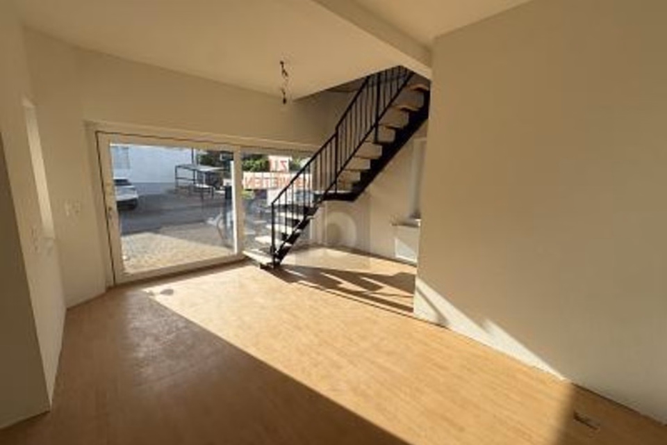 ANKOMMEN, EINRICHTEN, DURCHSTARTEN, 4133 Pratteln, Basel-Landschaft, CH