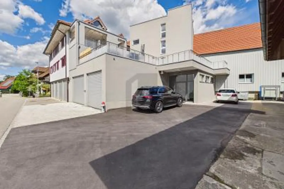 MODERN, FLEXIBLE AND CENTRAL, 3367 Thörigen, Bern, CH