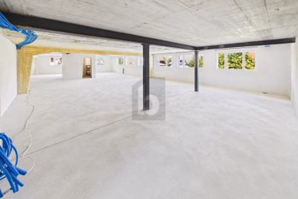 MODERNO, FLESSIBILE E CENTRALE, 3367 Thörigen, Bern, CH