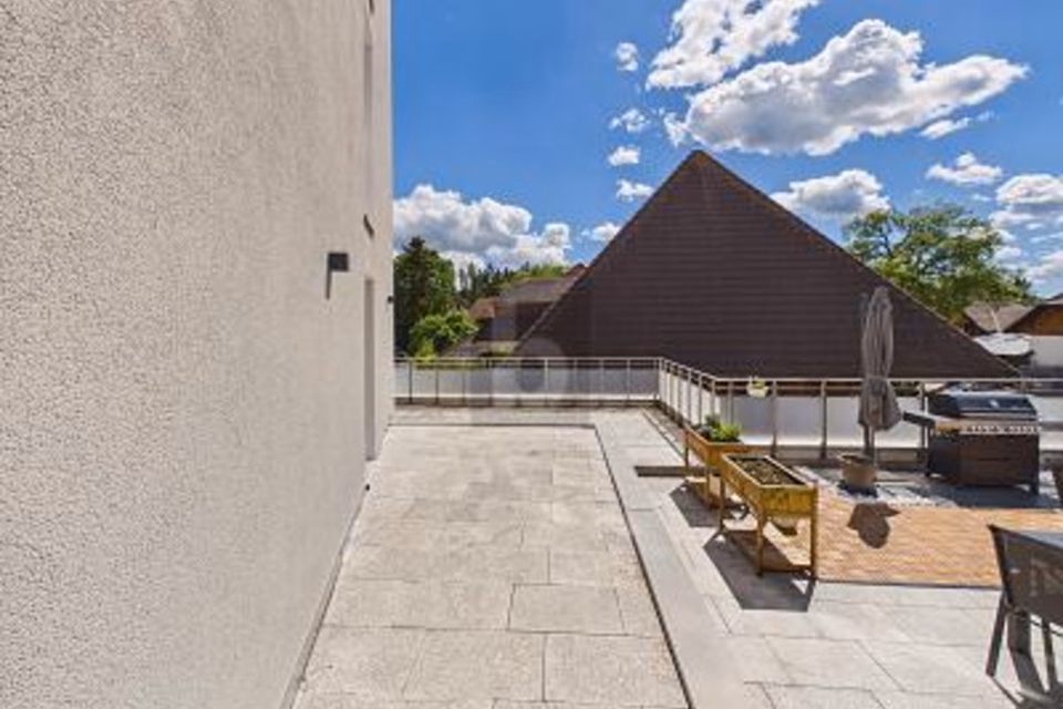 MODERNO, FLESSIBILE E CENTRALE, 3367 Thörigen, Bern, CH