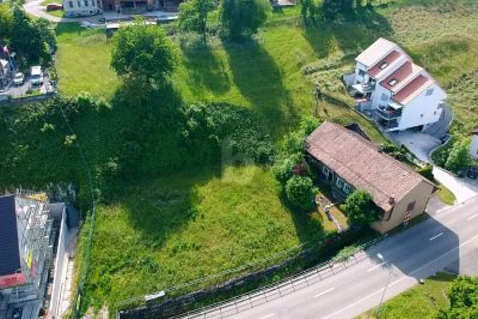 Emplacement ensoleillé près du centre du village, 4655 Stüsslingen, Solothurn, CH