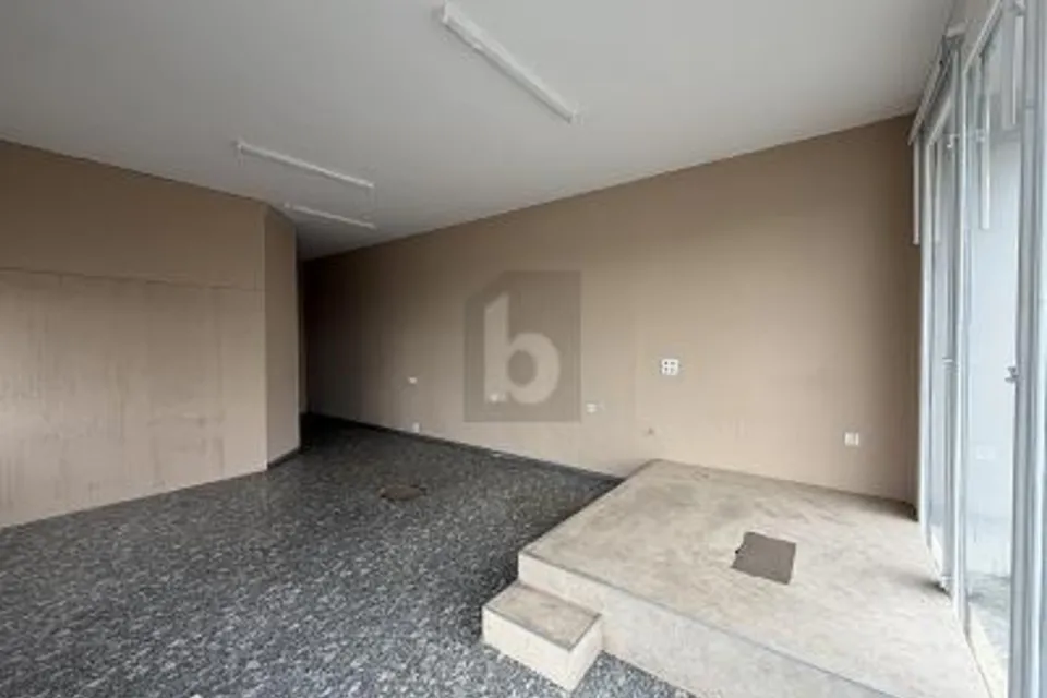 Molto frequentato, ideale per clientela di passaggio, 8302 Kloten, Zurich, CH