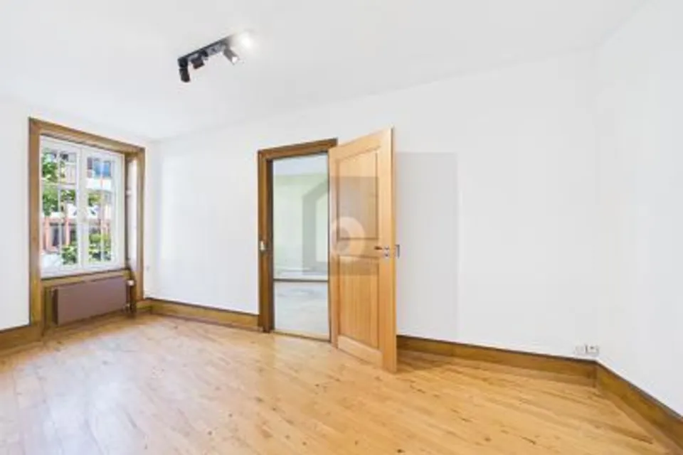CENTRALE, DIRETTAMENTE ALLO HOTSPOT, 4410 Liestal, Basel-Landschaft, CH