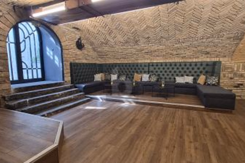 ATTRAKTIV UND GROSSZÜGIG, 8902 Urdorf, Zurich, CH