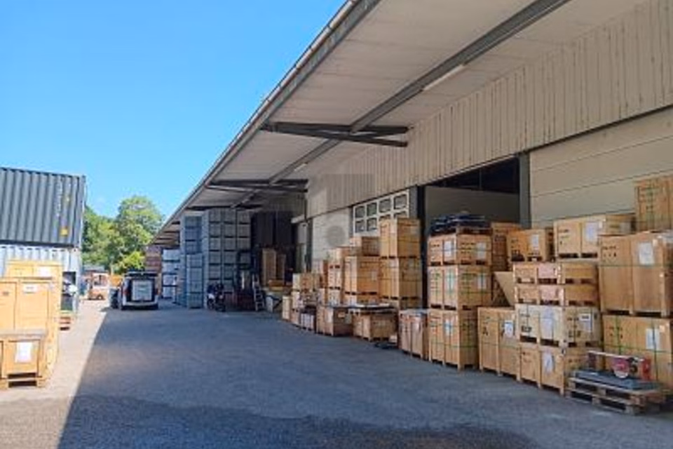 2 Kühlräume und Büro nahe Yverdon!, 1432 Gressy, Vaud, CH