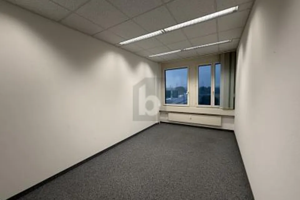 ATTRACTIF, AVEC UN POTENTIEL POLYVALENT, 6343 Rotkreuz, Zug, CH