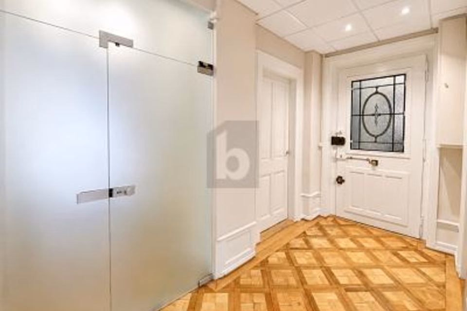 MAGNIFICI UFFICI DI CIRCA 160 m² A GINEVRA (1205), 1205 Genève, Geneva, CH