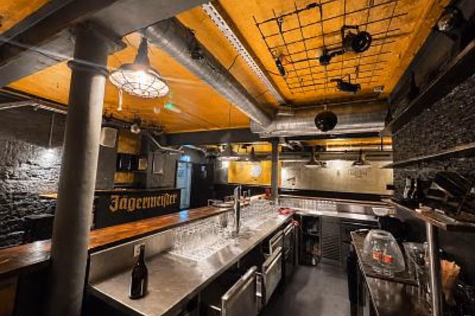 ESTABLISHED WITH HIGH CUSTOMER TRAFFIC!, 4450 Sissach, Basel-Landschaft, CH
