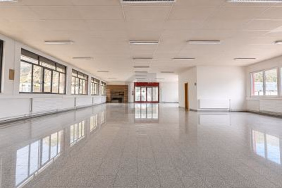 SPACIOUS AND FULL OF POTENTIAL, 1955 St-Pierre-de-Clages, Valais/Wallis, CH