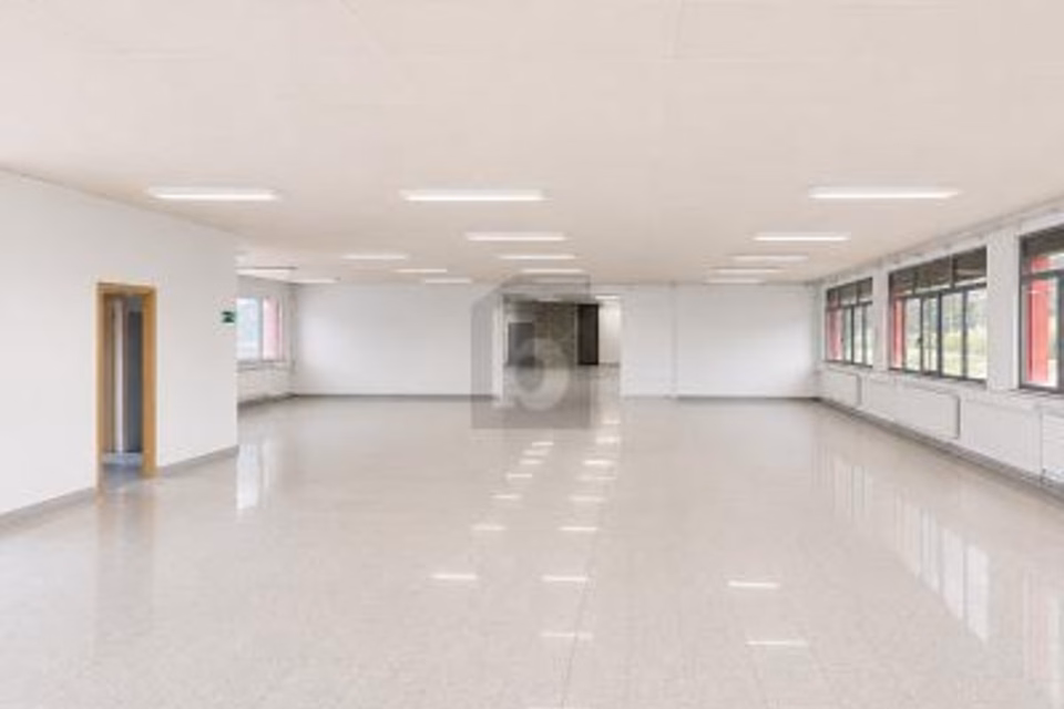 SPACIOUS AND FULL OF POTENTIAL, 1955 St-Pierre-de-Clages, Valais/Wallis, CH