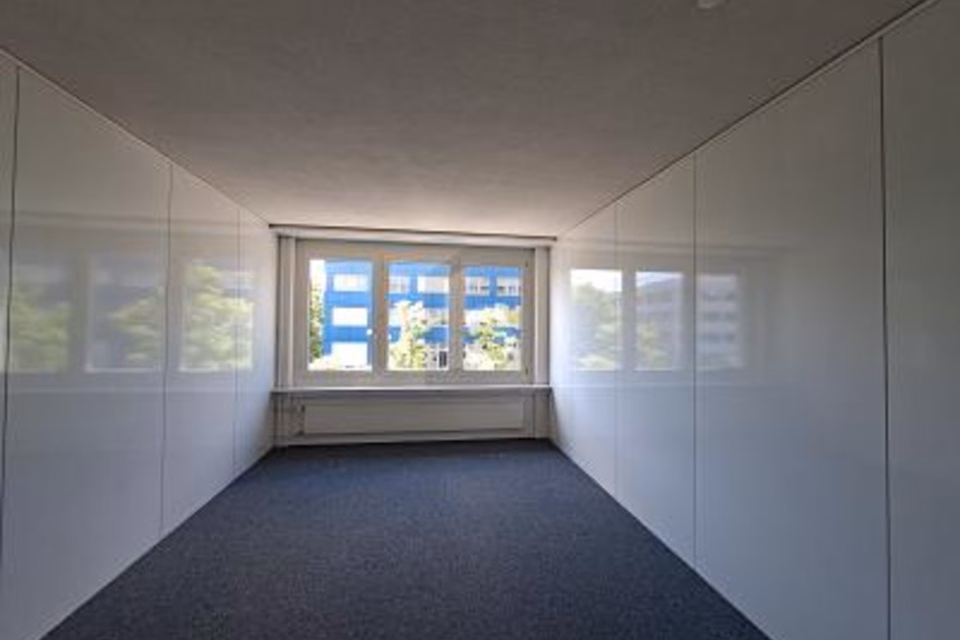 AMPIO SPAZIO PER IL VOSTRO SUCCESSO AZIENDALE, 6331 Hünenberg, Zug, CH