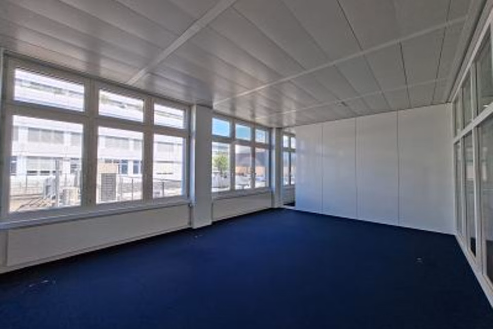 REPRESENTATIVE OFFICE SPACE - AIR-CONDITIONED, 6331 Hünenberg, Zug, CH