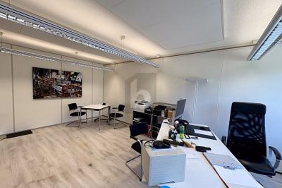 REPRÄSENTATIV UND VIELSEITIG NUTZBAR, 8808 Pfäffikon SZ, Schwyz, CH