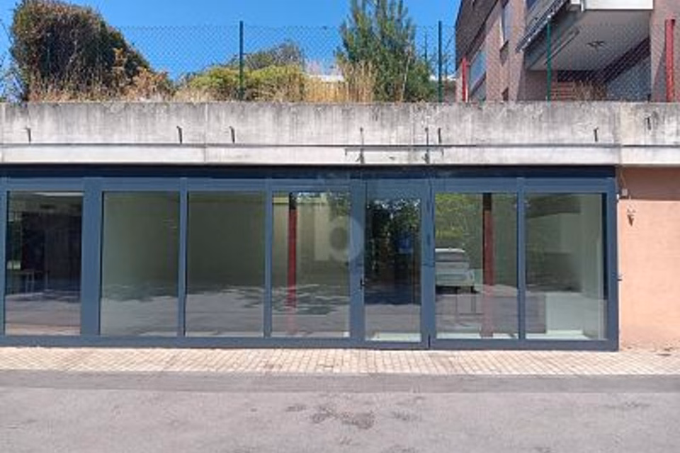 LOCAUX FONCTIONNELS, EMPLACEMENT STRATÉGIQUE, 1073 Savigny, Vaud, CH