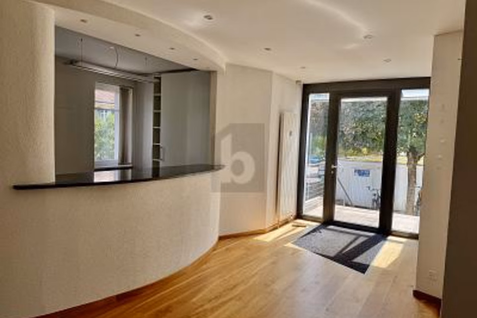 LUMINEUX, SPACIEUX ET POLYVALENT, 4450 Sissach, Basel-Landschaft, CH
