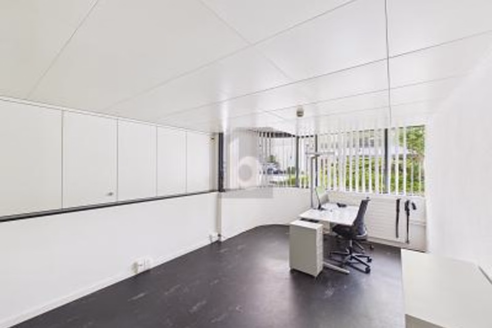 START NOW — 3 MONTHS RENT-FREE!, 9000 St. Gallen Kaserne, Saint Gallen, CH