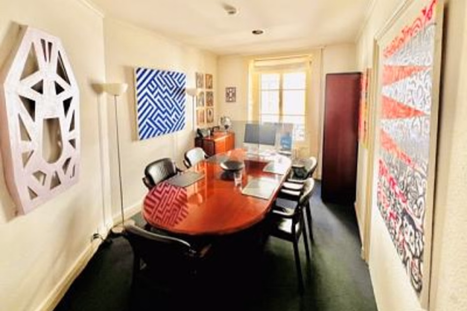 Ideally located on the Quai des Bergues, 1201 Genève, Geneva, CH
