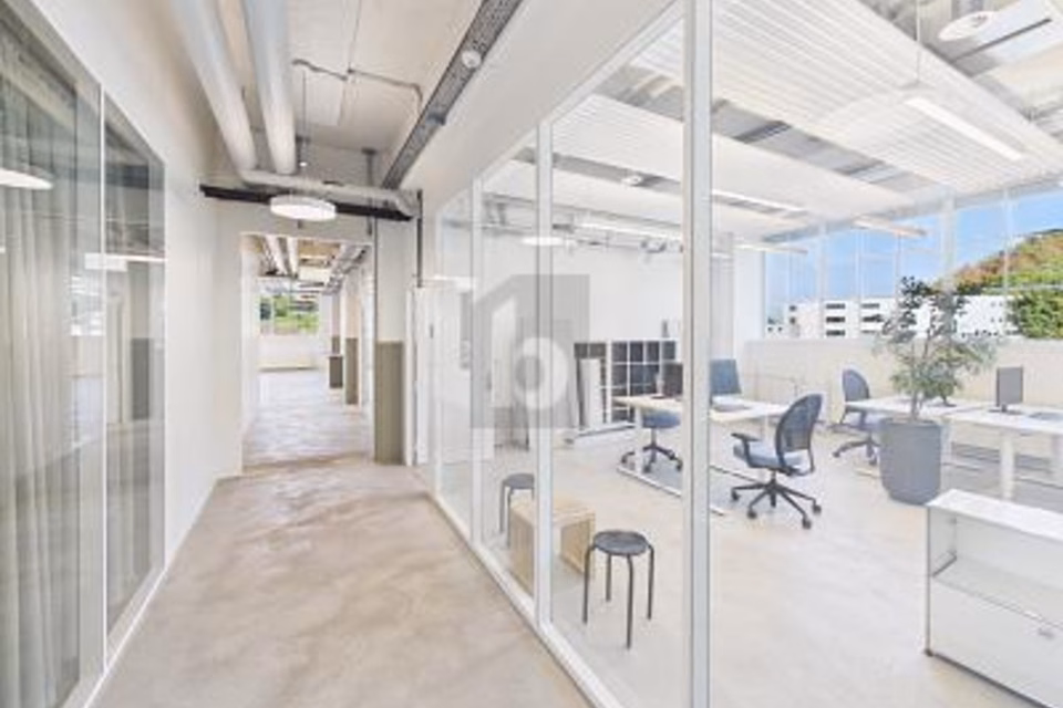 AMPIO, MODERNO E VERSATILE, 3066 Stettlen, Bern, CH