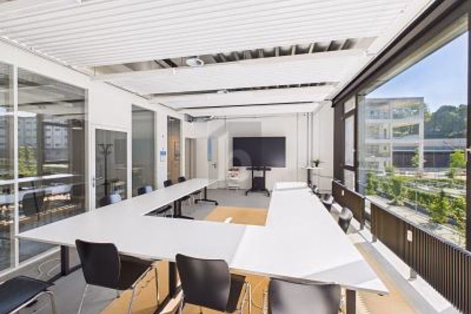AMPIO, MODERNO E POLIVALENTE, 3066 Stettlen, Bern, CH