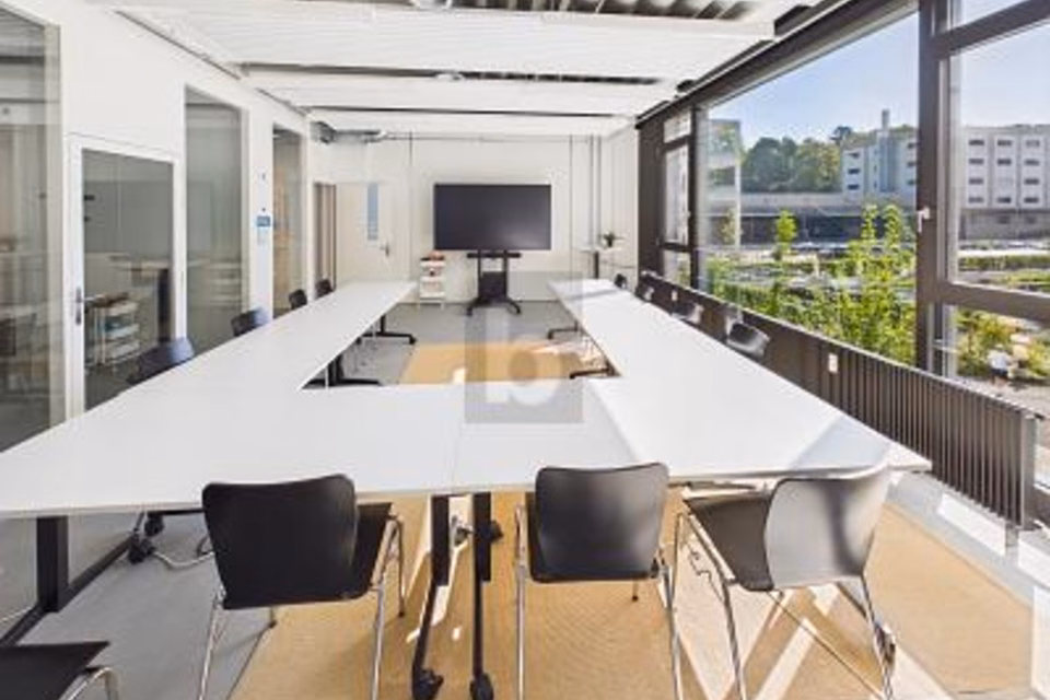 AMPIO, MODERNO E POLIVALENTE, 3066 Stettlen, Bern, CH
