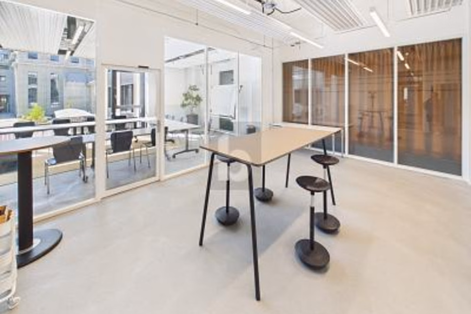 MODERNO E VERSATILE, 3066 Stettlen, Bern, CH