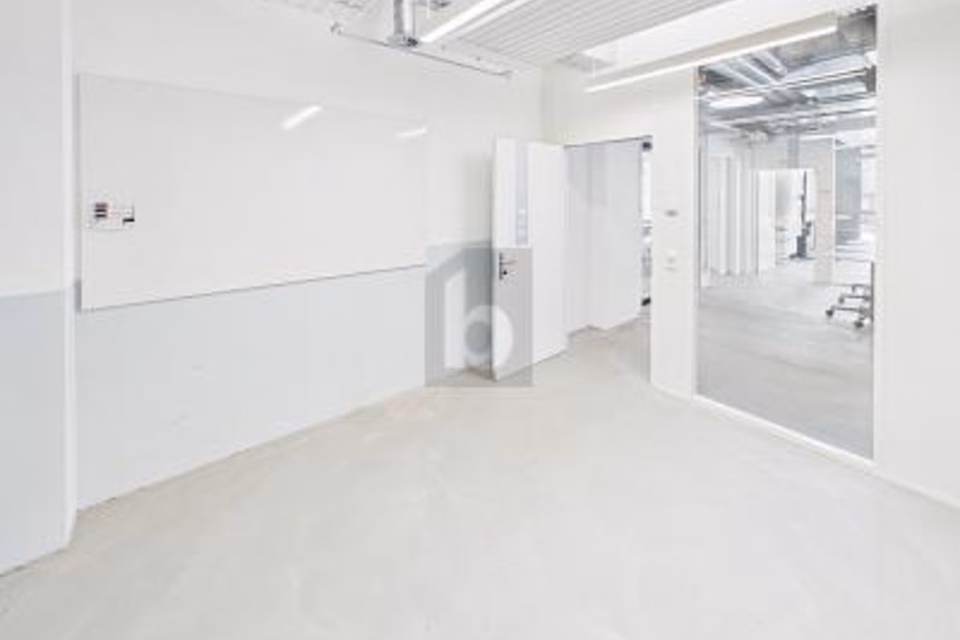 LUMINOSO E MOLTO VERSATILE, 3066 Stettlen, Bern, CH